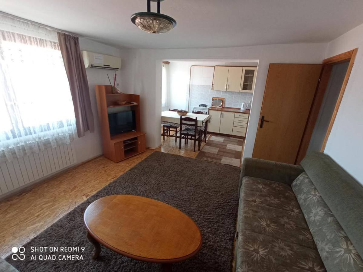 דירות סראייבו Almir Apartman מראה חיצוני תמונה
